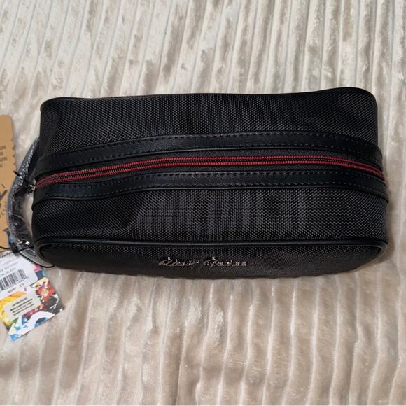 Robert Graham Hydrus Max Toiletry Bag - Picture 2 of 13